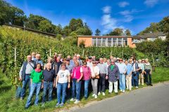 09-weinberg-gruppenfoto